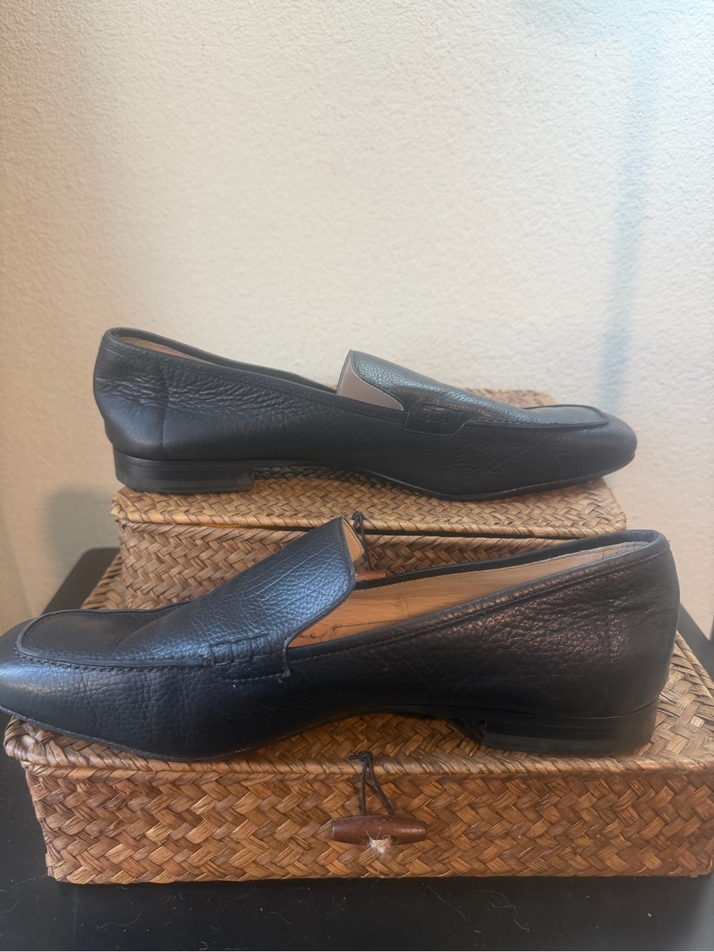 Paul Stuart Black Pebbled Leather Loafers